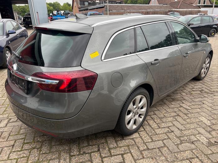 Opel Insignia Sports Tourer 2.0 CDTI 16V Sloopvoertuig (2017, Grijs)