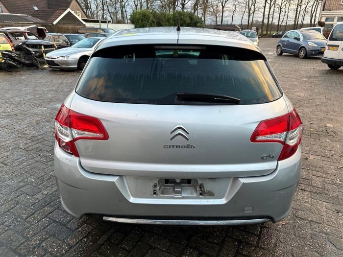 Citroen C4 Berline 1.6 Hdi 90 Sloopvoertuig (2011, Zilvergrijs)