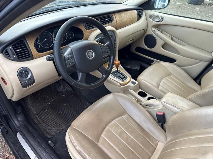 Jaguar X-type 2.5 V6 24V Sloopvoertuig (2006, Zwart)