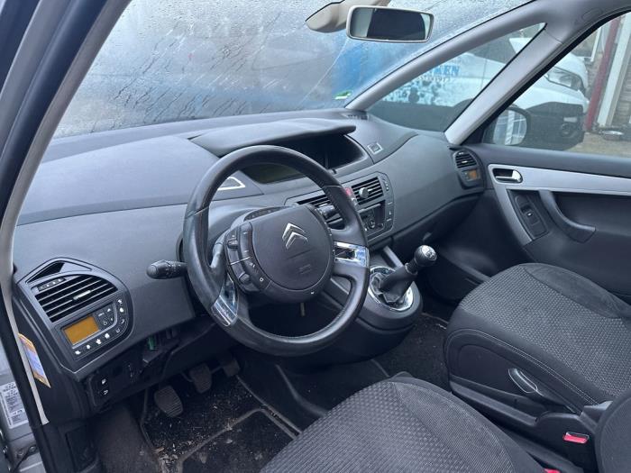 Citroen C4 Picasso 1.6 16V VTi 120 Skrotfordon (2009, ZILVERGRIJS)