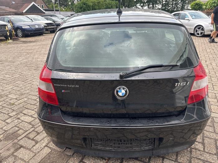 BMW 1 serie 116i 1.6 16V Sloopvoertuig (2006, Zwart)