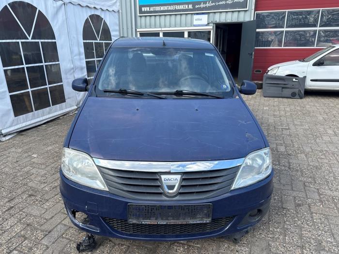 Dacia Logan 1.4 Skrotfordon (2008, BLAUW)