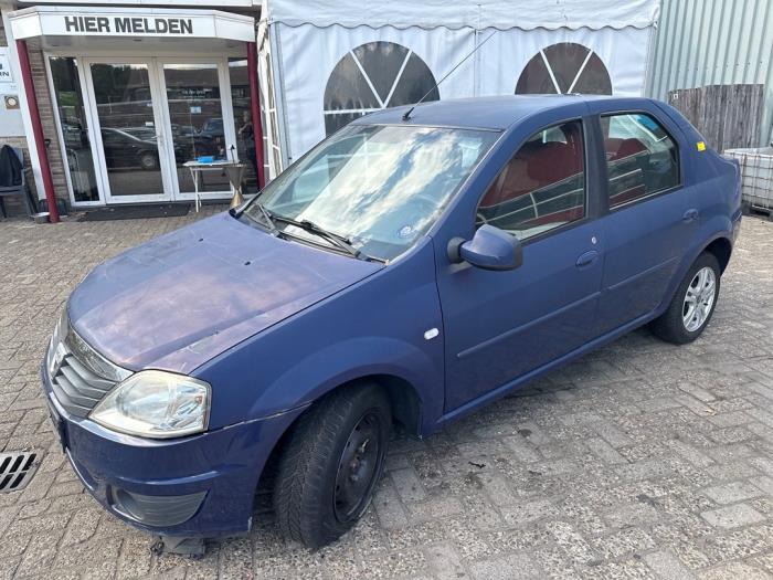 Dacia Logan 1.4 Skrotfordon (2008, BLAUW)