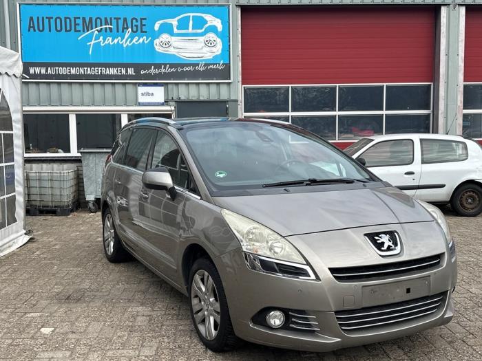 Peugeot 5008 I 1.6 THP 16V Sloopvoertuig (2011, Grijs)