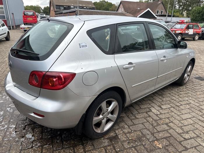 Mazda 3 Sport 1.6i 16V Sloopvoertuig (2003, Zilvergrijs)