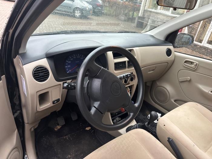 Daihatsu Cuore 1.0 12V DVVT Skrotfordon (2007, ZWART)