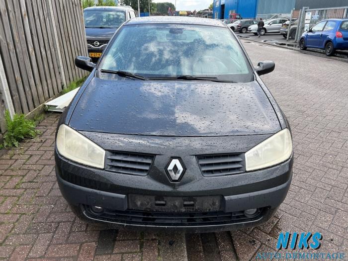 Renault Megane II 1.6 16V Skrotfordon (2006, ZWART)