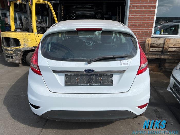 Ford Fiesta 6 1.25 16V Samochód złomowany (2009, Bialy)