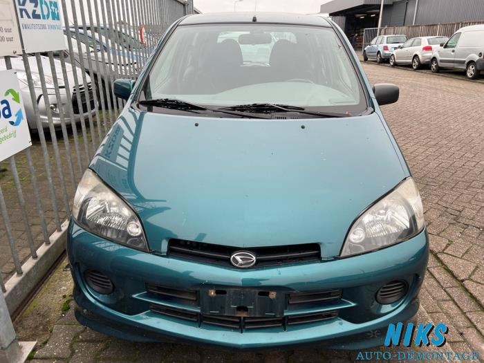 Daihatsu YRV 1.3 16V DVVT Skrotfordon (2001, GROEN)