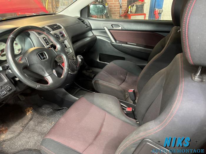 Honda Civic 1.4 16V Sloopvoertuig (2005, Rood)