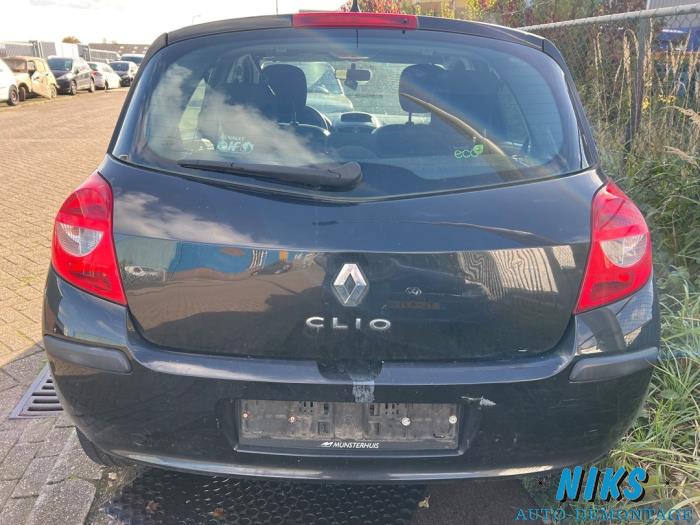 Renault Clio III 1.2 16V 75 Sloopvoertuig (2008, Zwart)