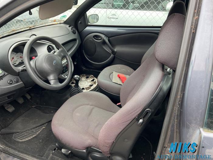 Ford Ka I 1.3i Sloopvoertuig (2008, Grijs)