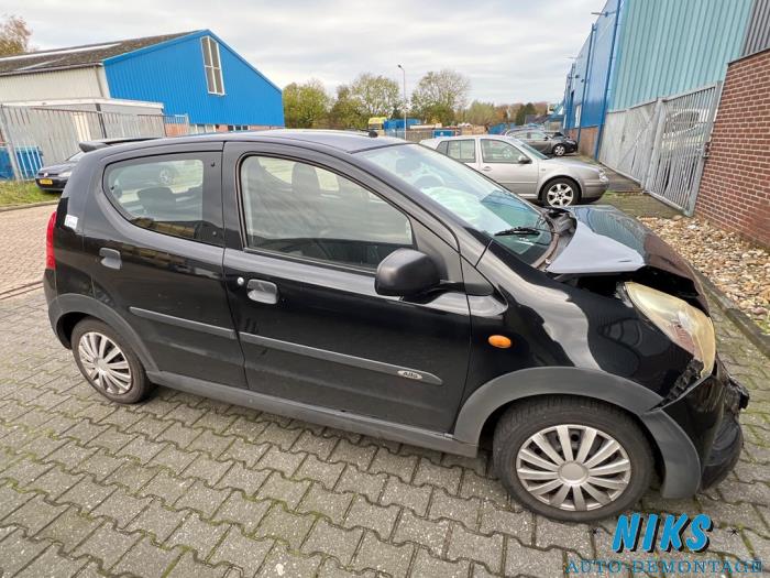 Suzuki Alto 1.0 12V Sloopvoertuig (2010, Zwart)