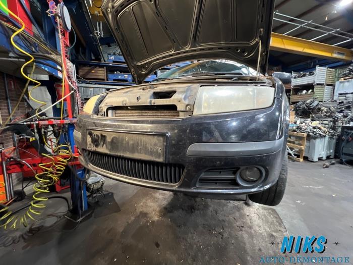 Skoda Fabia 1.4i 16V Skrotfordon (2006, ZWART)