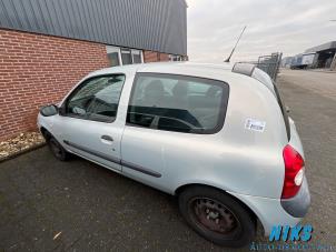 Renault Clio II 1.2 16V  (Rozbiórka)