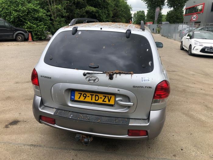Hyundai Santa Fe I 2.0 16V 4x2 Skrotfordon (2006, GRIJS)