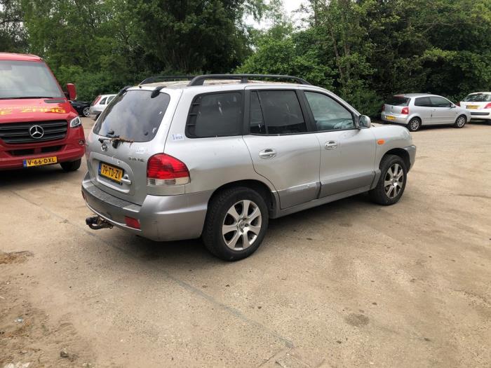 Hyundai Santa Fe I 2.0 16V 4x2 Skrotfordon (2006, GRIJS)