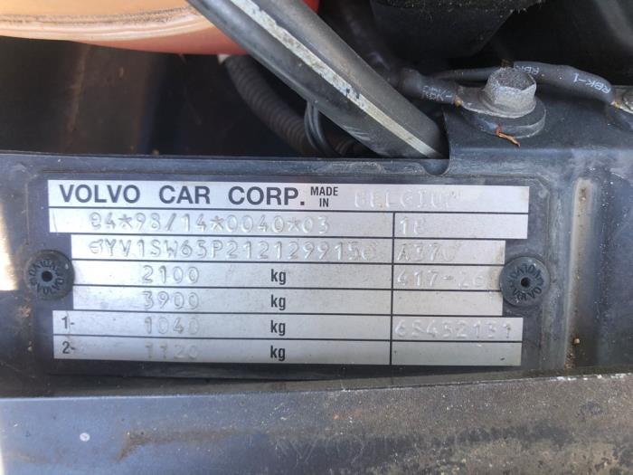 Volvo V70 2.4 20V 140 Skrotfordon (2001, BLAUW)