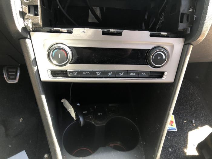 Volkswagen Polo V 1.0 TSI 12V BlueMotion Sloopvoertuig (2015, Grijs)