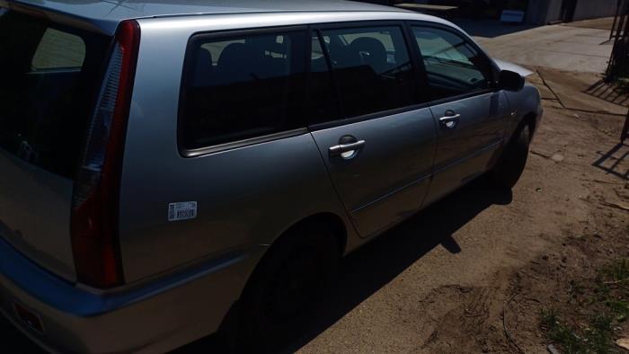 Mitsubishi Lancer Wagon 1.6 16V Sloopvoertuig (2007, Grijs)