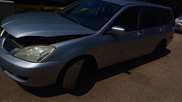 Mitsubishi Lancer Wagon 1.6 16V Sloopvoertuig (2007, Grijs)