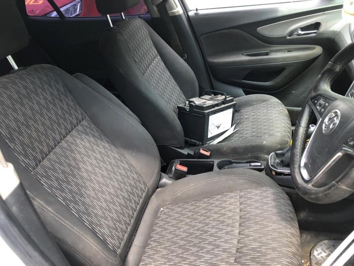 Opel Mokka/Mokka X 1.6 CDTI 16V 4x2 Sloopvoertuig (2016, Licht, Wit)