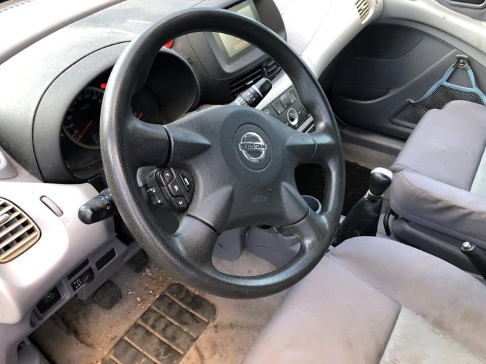 Nissan Almera Tino 1.8 16V Sloopvoertuig (2006, Rood)