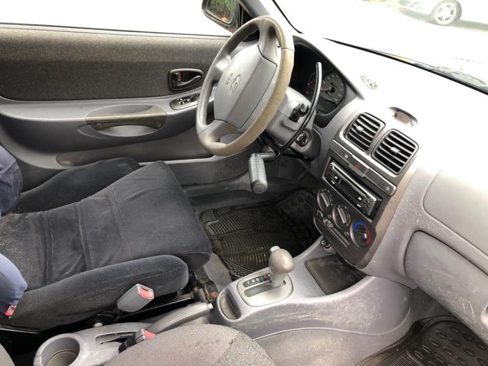 Hyundai Accent 1.5i 12V Sloopvoertuig (2001, Blauw)