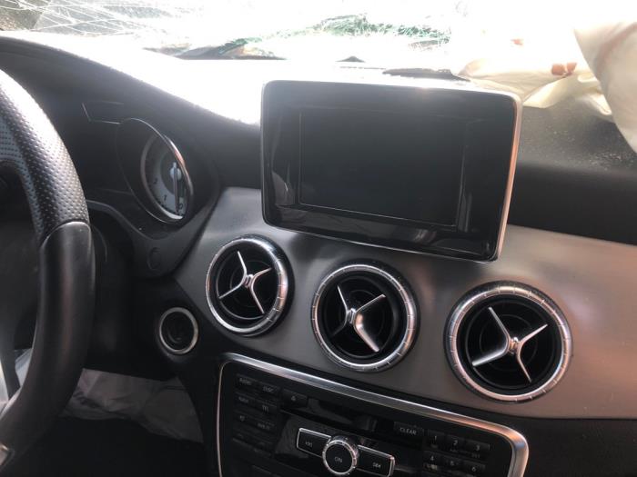 Mercedes CLA 1.6 CLA-200 16V Sloopvoertuig (2013, Grijs)