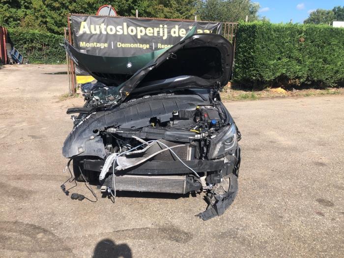 Mercedes CLA 1.6 CLA-200 16V Sloopvoertuig (2013, Grijs)