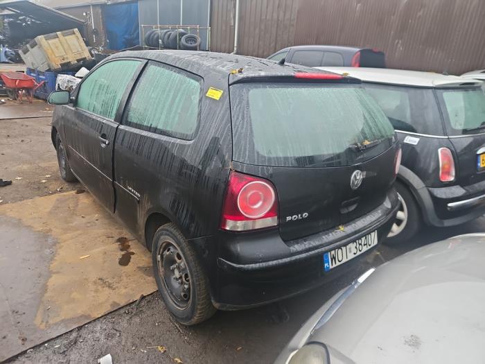 Volkswagen Polo IV 1.2 Sloopvoertuig (2006, Zwart)