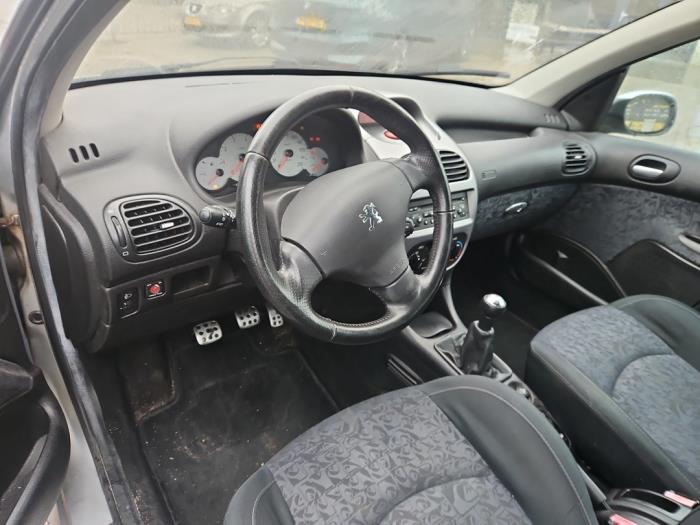 Peugeot 206 1.6 16V Sloopvoertuig (2003, Grijs)