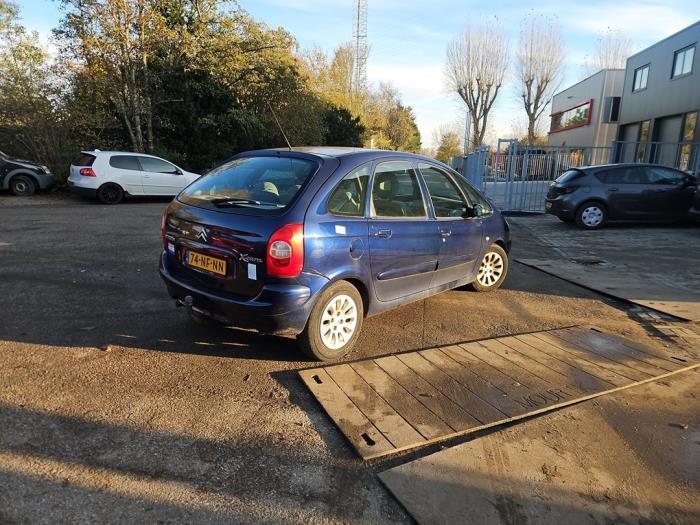 Citroen Xsara Picasso 1.8 16V Sloopvoertuig (2003, Blauw)
