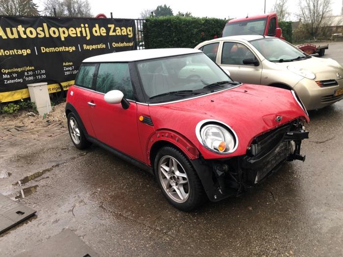 Mini Mini 1.6 16V Cooper Sloopvoertuig (2007, Rood)