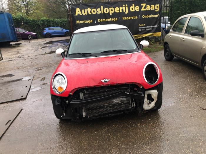 Mini Mini 1.6 16V Cooper Sloopvoertuig (2007, Rood)