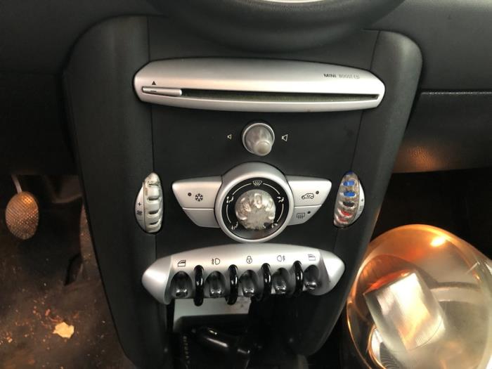 Mini Mini 1.6 16V Cooper Sloopvoertuig (2007, Rood)