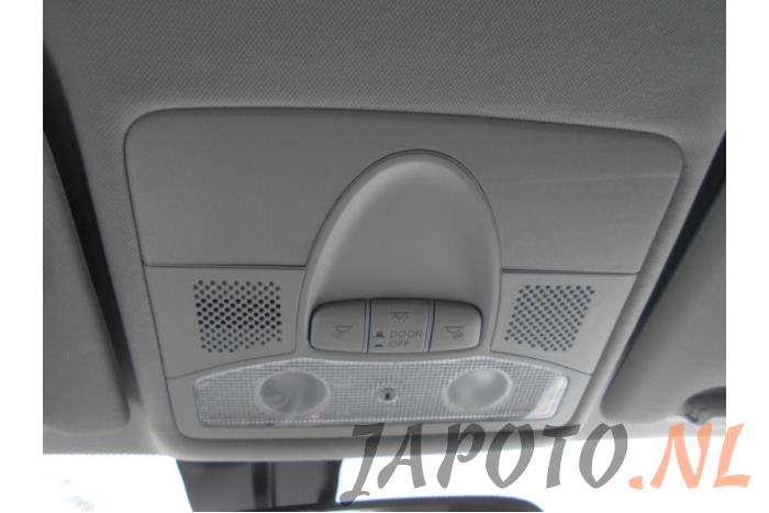 Honda Civic 1.4i Type S 16V Samochód złomowany (2010, Czarny)