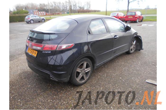 Honda Civic 1.4i Type S 16V Samochód złomowany (2010, Czarny)