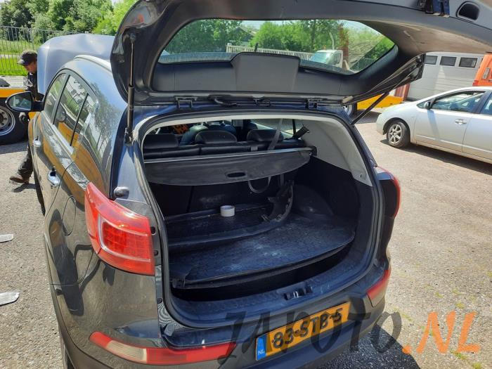 Kia Sportage 2.0 CVVT 16V 4x2 Sloopvoertuig (2012, Grijs)