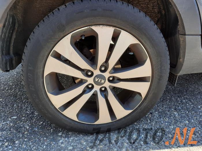 Kia Sportage 2.0 CVVT 16V 4x2 Sloopvoertuig (2012, Grijs)