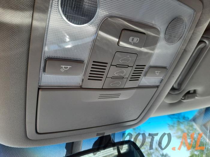 Kia Sportage 2.0 CVVT 16V 4x2 Sloopvoertuig (2012, Grijs)