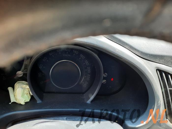 Kia Sportage 2.0 CVVT 16V 4x2 Sloopvoertuig (2012, Grijs)