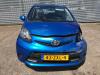Toyota Aygo 1.0 12V VVT-i Skrotfordon (2013, BLAUW)