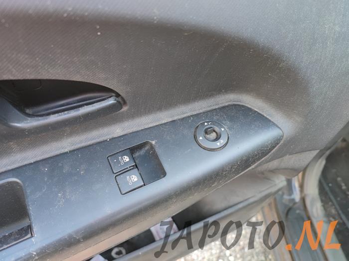 Kia Cee'd Sporty Wagon 1.6 CVVT 16V Sloopvoertuig (2008, Zwart)