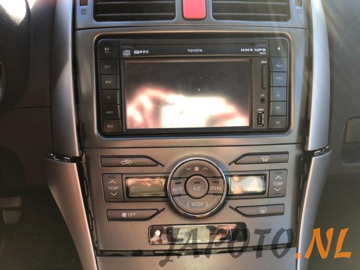 Toyota Auris 1.6 Dual VVT-i 16V Sloopvoertuig (2009, Grijs)