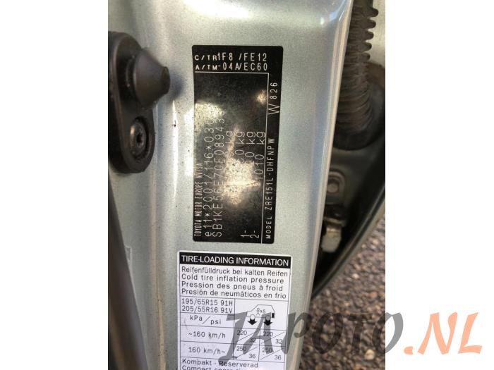 Toyota Auris 1.6 Dual VVT-i 16V Sloopvoertuig (2009, Grijs)