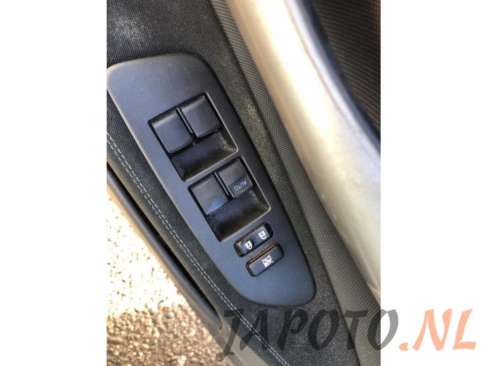 Toyota Auris 1.6 Dual VVT-i 16V Sloopvoertuig (2009, Grijs)