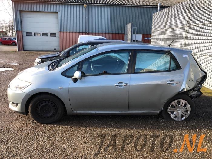 Toyota Auris 1.6 Dual VVT-i 16V Sloopvoertuig (2009, Grijs)