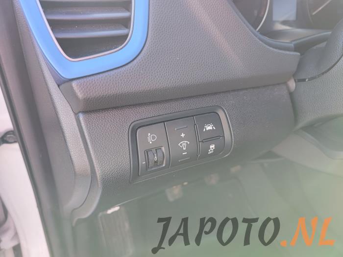 Hyundai i20 1.0 T-GDI 120 12V Sloopvoertuig (2016, Wit)