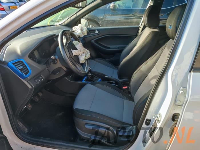 Hyundai i20 1.0 T-GDI 120 12V Sloopvoertuig (2016, Wit)